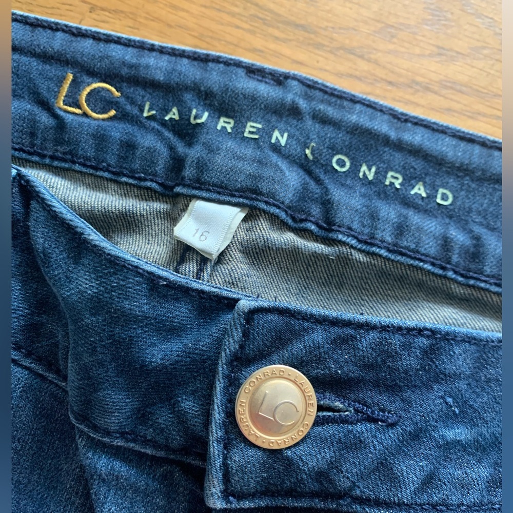 Gently Worn Lauren Conrad Wide Leg Jeans Size 16